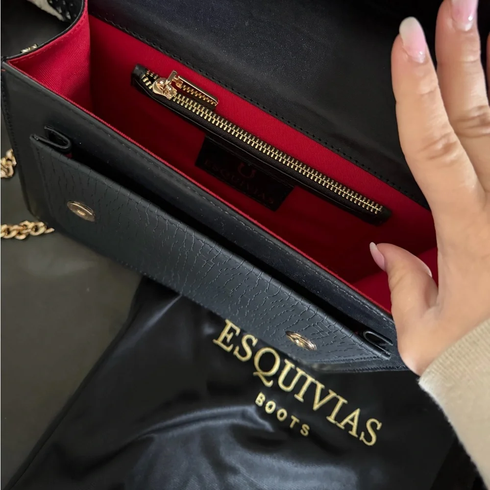 Esquivias Black Leather Western Chain Crossbody Bag - Picture 10 of 15